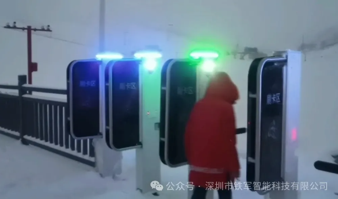 滑雪場人行通道檢票閘機的特點介紹